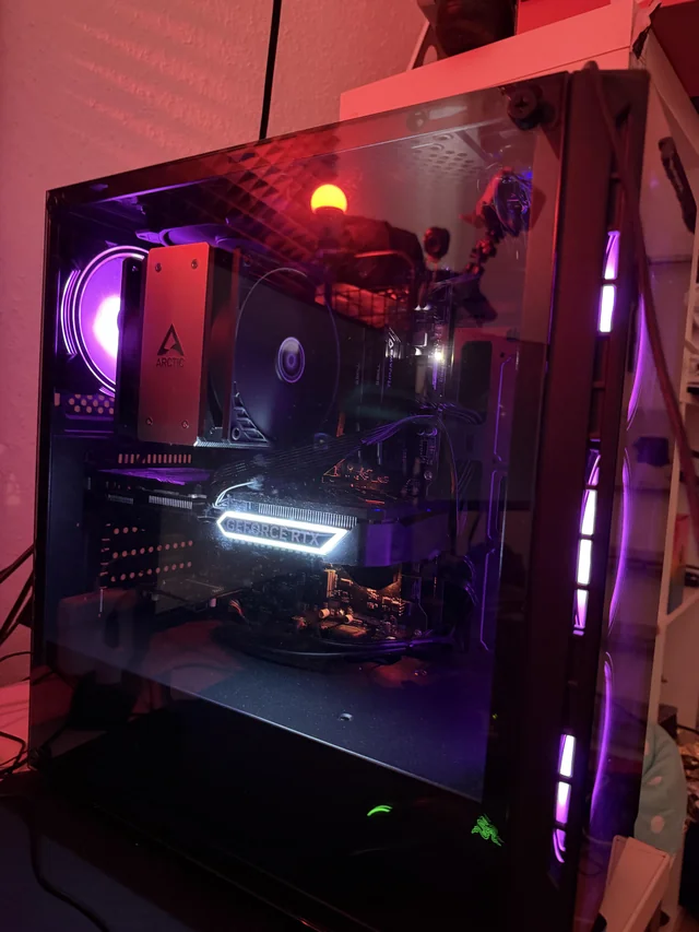 In Fortnite, PUBG und R6 Siege treten alle 40–60 Sekunden konstant hohe Frametime-Spitzen auf – die Hardware wurde größtenteils bereits ausgetauscht, das Netzt…