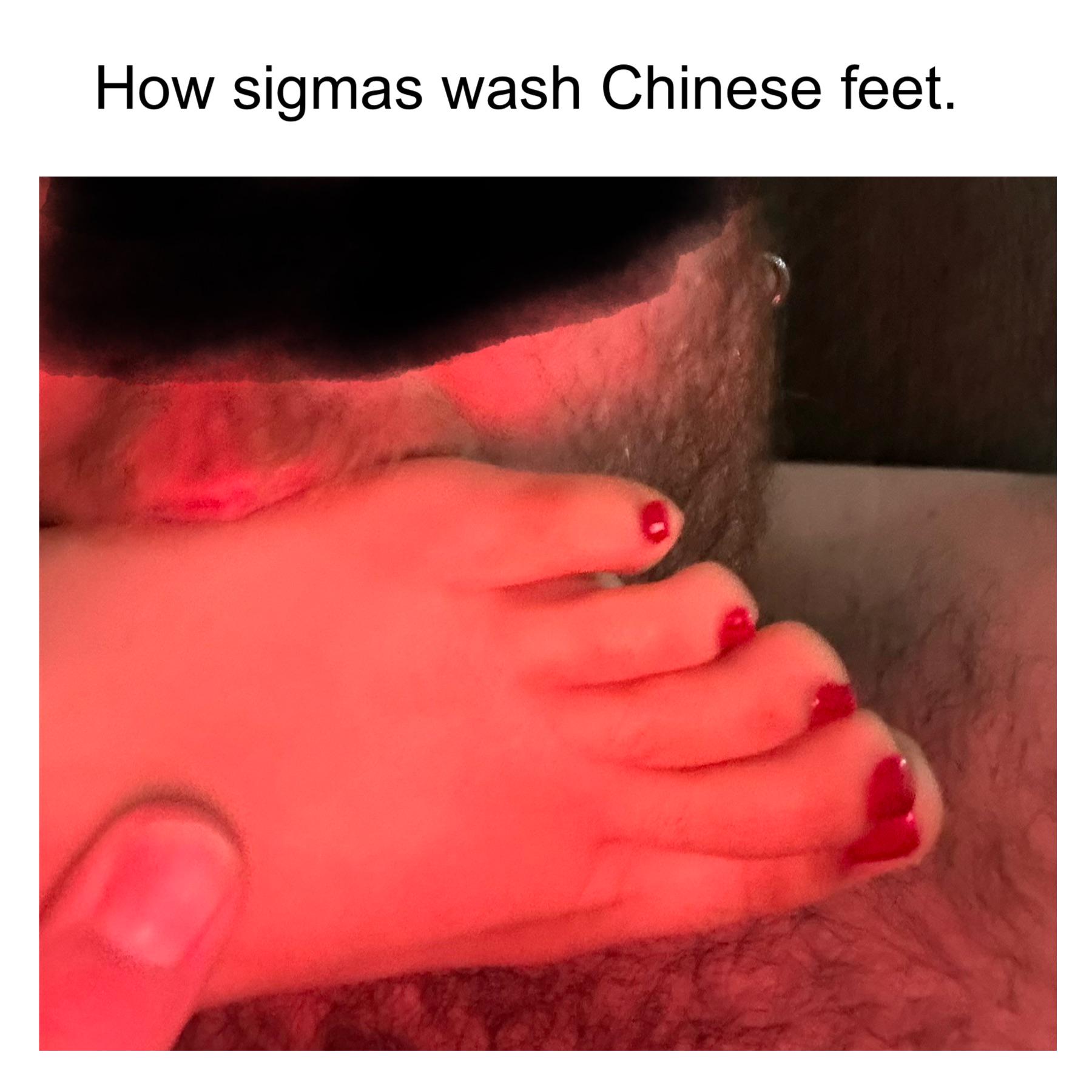 How sigmas wash Chinese feet. – Image